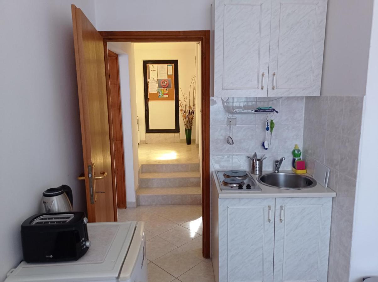 "Sunny" - Studio Apartment Pola Esterno foto