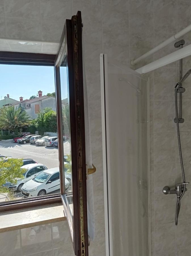 "Sunny" - Studio Apartment Pola Esterno foto